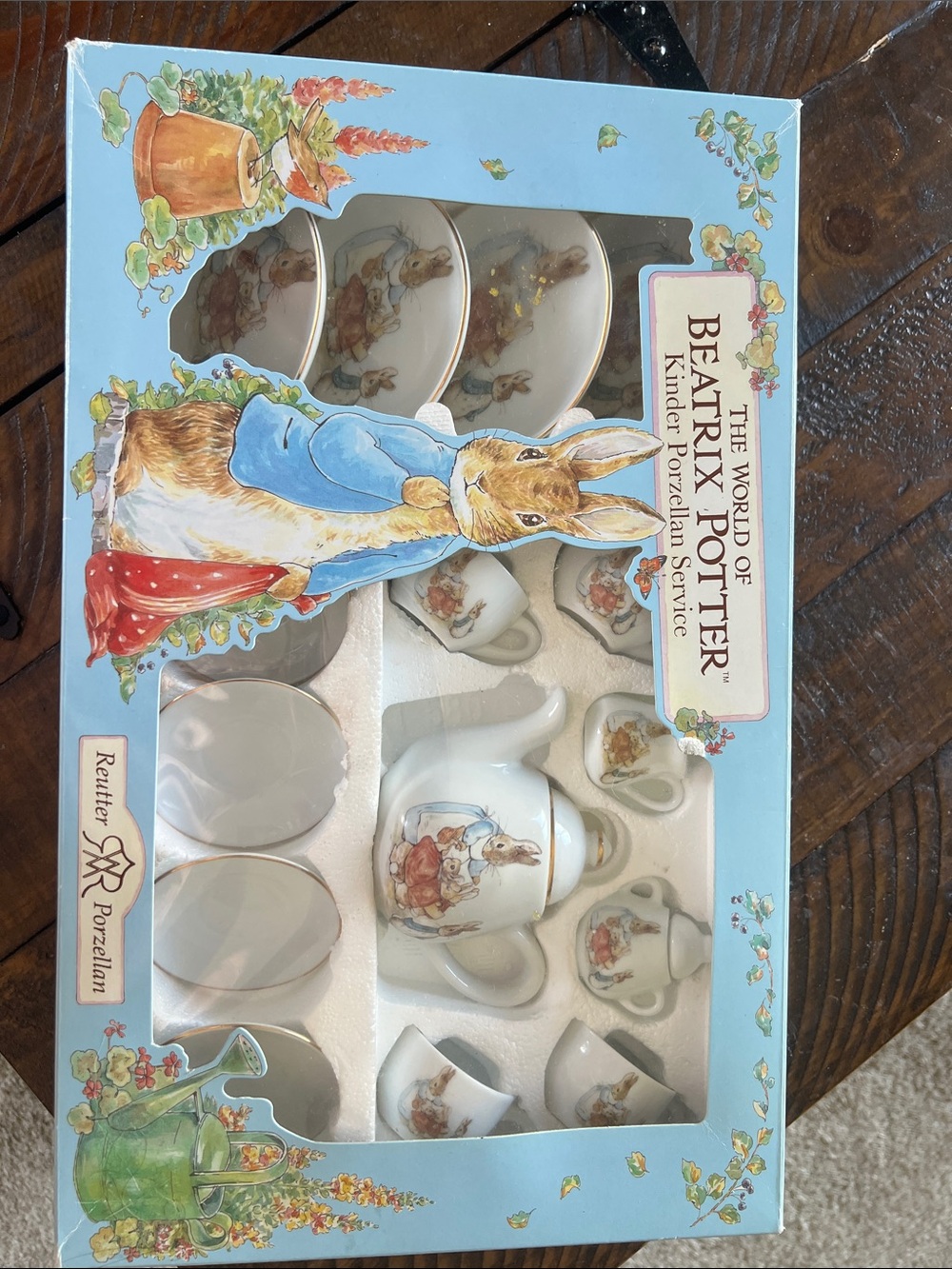 Beatrix Potter Peter Rabbit Kids Tea Set - White